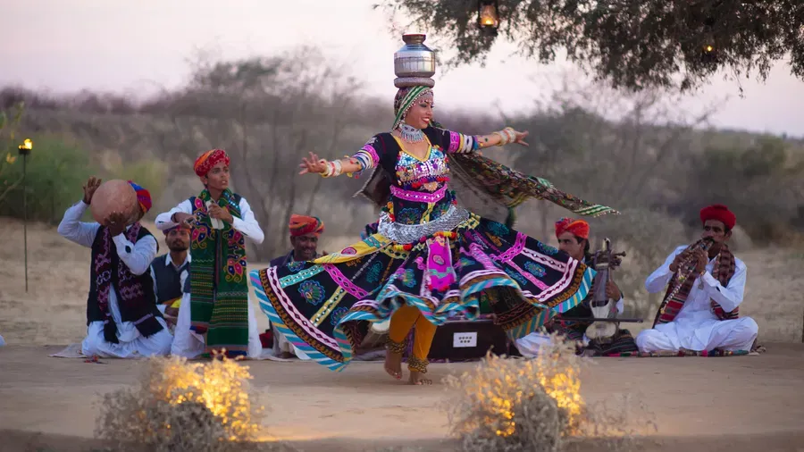 Jaisalmer Cultural Evening – Folk Dance, Rajasthani Music and Local Cuisine